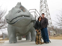 Team Tripawds at Alley Oop Fantasy Land Iraan Texas