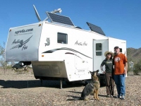 Team Tripawds at Mobile HQ in Quartzsite